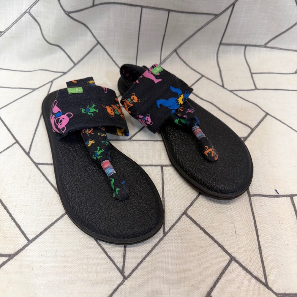 Sanuk Grateful Dead Yoga Sling 2 Sandals Size 7 Black Dancing Bears Print